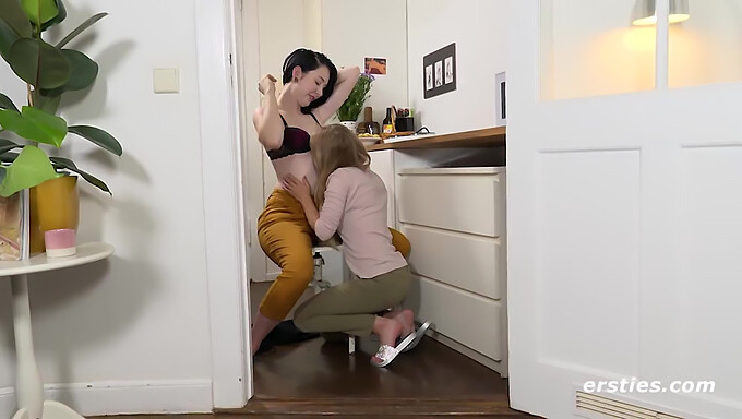 Two European Girls Have A Lesbian Experience In High Definition