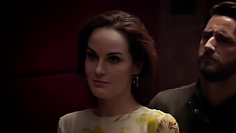 Michelle Dockery Stønner I God Opførsel 01x01